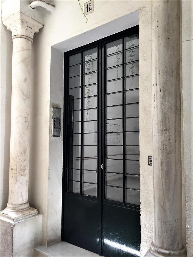 Luminoso Y Amplio Apartamento En El Centro Historico De Sevilla المظهر الخارجي الصورة